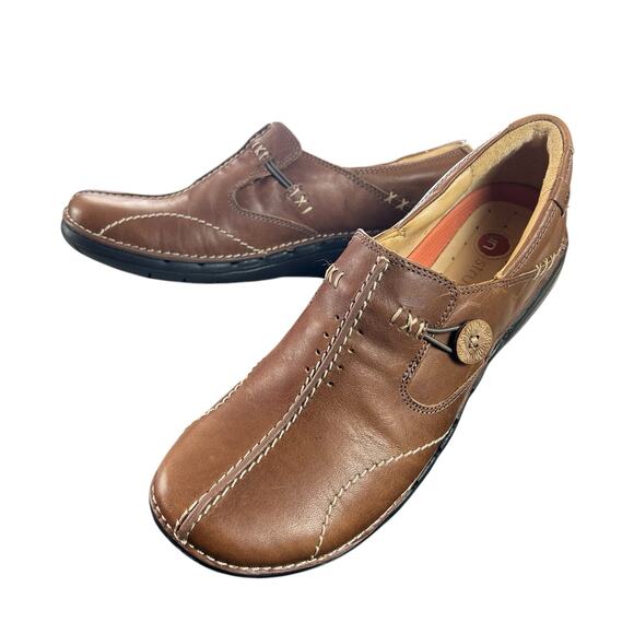 Clarks Un Loop Structured Loafer Women Sz 7.5 N Taupe Brown Leather Comfort Shoe - Picture 1 of 9